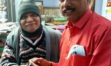 प्रो. अज़हर हाशमी के जन्मदिवस (13 जनवरी) पर विशेष : विचार और क़िरदार का विस्तार करती क़लम- आशीष दशोत्तर