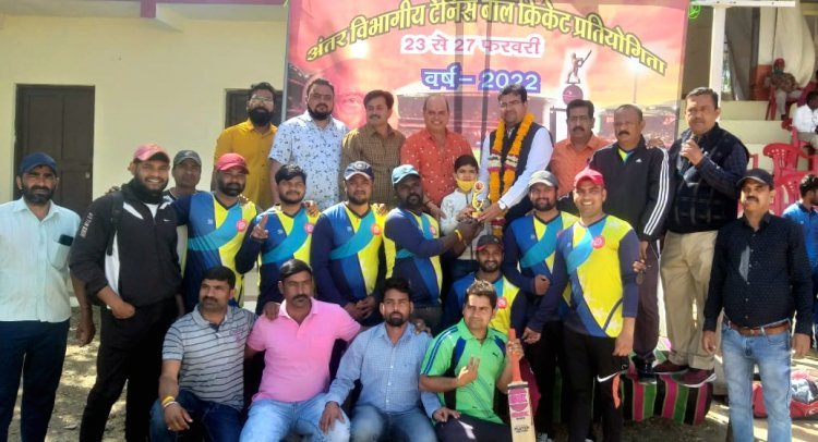 WREU द्वारा आयोजित स्व. उमरावमल पुरोहित स्मृति टेनिस बॉल क्रिकेट स्पर्धा में रतलाम रेल मंडल का इंजीनियरिंग विभाग रहा विजेता