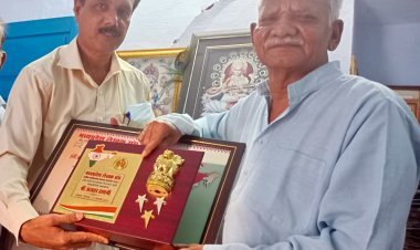 साहित्यकार एवं कवि प्रो. अज़हर हाशमी प्रमोद शिरढोणकर विरहमन स्मृति राष्ट्र प्रेरणा सम्मान से अलंकृत, मप्र लेखक संघ ने किया सम्मान