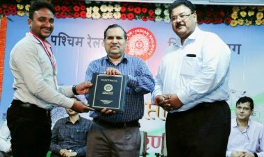 रतलाम रेल मंडल के तिलक कैथवास को मिला PCEE अवॉर्ड, तीन वर्ष के कार्य के आकलन के आधार पर हुआ अवॉर्ड के लिए चयन