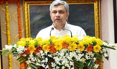 रेल मंत्री अश्विनी वैष्णव ने भारतीय रेलवे नवाचार नीति ‘रेलवे के लिए स्टार्टअप’ का किया शुभारंभ, समाधान के लिए 11 प्रॉब्लम स्टेटमेंट की हुई पहचान