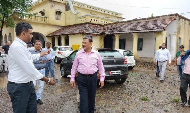 पंचायत चुनाव अपडेट : दूसरे चरण का मतदान 1 जुलाई को बाजना व सैलाना विकासखंड में, मतदान सामग्री वितरित