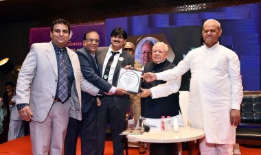 रतलाम की पोरवाल इंडस्ट्रीज राष्ट्रीय एमएसएमई समिट में सम्मानित, राजस्थान के राज्यपाल कलराज मिश्र ने 6 देशों के राजदूतों की मौजूदगी में नवाजा