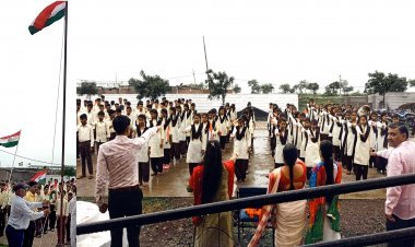 आजादी के अमृत महोत्सव में गूंजा ‘देश मेरा रंगीला...’ और ‘सरफरोशी की तमन्ना अब हमारे दिल में हैं...’