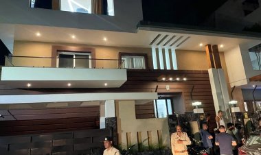 जबलपुर आरटीओ संतोष पाल के गढ़ा फाटक सहित अन्य ठिकानों पर EOW का छापा, आय से 650 गुना ज्यादा मिली संपत्ति, देखें वीडियो...