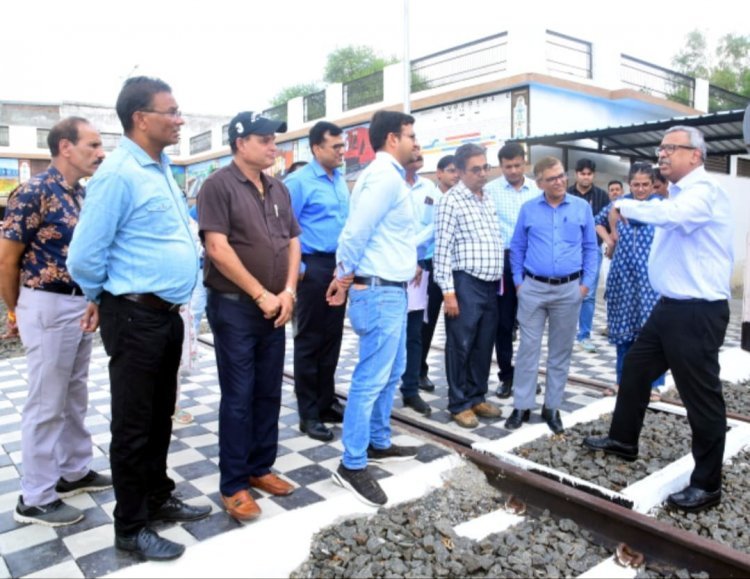 रेलवे बोर्ड के वित्त सदस्य सिन्हा ने किया MDDTI रतलाम संस्थान निरीक्षण, सुचारु संचालन के दिए निर्देश