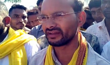 दुष्कर्म का आरोपी जयस नेता कमलेश्वर डोडियार राजस्थान के डूंगरपुर से गिरफ्तार, सामान बटोर कर भागता उससे पहले ही पुलिस ने दबोच लिया