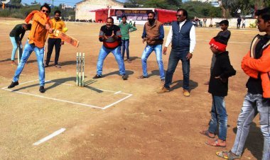 राज्य स्तरीय क्रिकेट टूर्नामेंट हलचल ट्रॉफी 2023 शुरू, मध्य प्रदेश, राजस्थान और गुजरात की 16 टीमें ले रहीं भाग, विजेता टीम को मिलेगा 1 लाख का इनाम