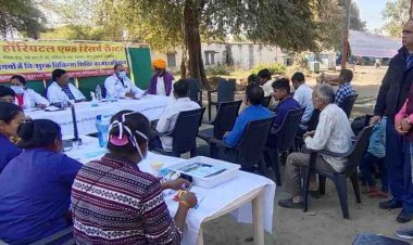 रॉयल हॉस्पिटल के 100 निःशुल्क चिकित्सा शिविर के महाअभियान में बड़ोदिया में लगा शिविर, 312 मरीजों ने लिया लाभ