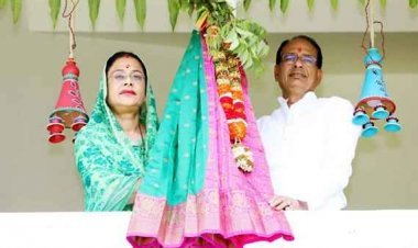 मुख्यमंत्री चौहान ने भारतीय नव वर्ष, गुड़ी पड़वा, चैती चांद और चैत्र नवरात्रि की प्रदेशवासियों को शुभकामनाएँ दी, अपने निवास पर सपत्निक स्थापित की गुड़ी
