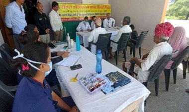 रॉयल हॉस्पिटल ने नलकुई गांव में लगाया निःशुल्क चिकित्सा शिविर, 263 मरीजों ने लिया लाभ, निःशुल्क दवाई भी दी