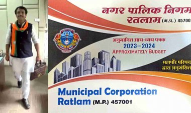 महापौर प्रहलाद पटेल ने पेश किया अपना पहला बजट, 2023-24 में नगर सरकार करीब 5 अरब 71 करोड़ रुपए से अधिक खर्च करेगी, 44 लाख 25 हजार की बचत का अनुमान