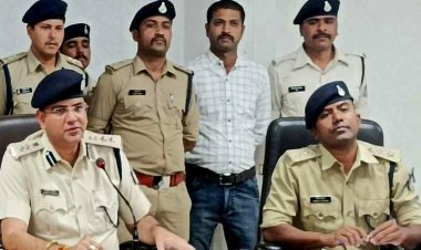 बड़ी सफलता : बेटे के साथ हिजाब पहन कर इंदौर जा रही महिला आधा करोड़ रुपए की ब्राउन शुगर के साथ गिरफ्तार,  महाराष्ट्र में भी दर्ज है तस्करी का केस