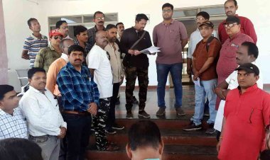 शिवराज सरकार को अध्यापक शिक्षक संयुक्त मोर्चा की चेतावनी, मांगें पूरी नहीं होने तक जारी रहेगा संघर्ष, चुप नहीं बैठेंगे, देखें वीडियो...