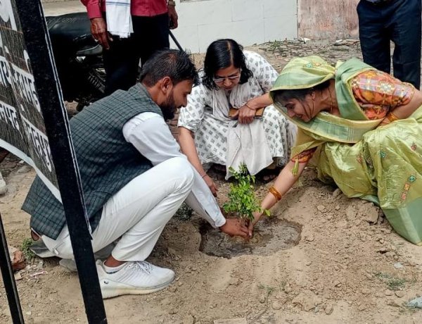 क्षेत्र पंचायत देवमई की वार्षिक बैठक में पेश किया गया पिछले कामों का ब्यौरा