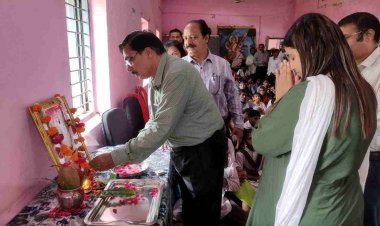 विशेष आवश्यकता वाले छात्र-छात्राओं को दया की नहीं, प्रोत्साहन, सहयोग एवं मार्गदर्शन की आवश्यकता है- नारायण उपाध्याय