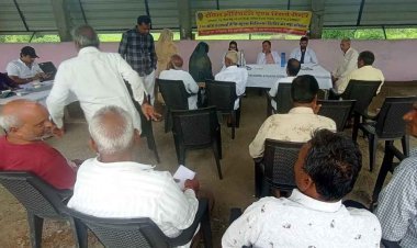 रॉयल हॉस्पिटल के 100 निःशुल्क चिकित्सा शिविर महाअभियान के तहत जड़वासा खुर्द में लगा शिविर, 168 लोगों ने लिया लाभ