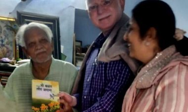 मप्र पुलिस के एडीजी विजय कटारिया ने जानी प्रो. हाशमी की कुशलक्षेम्, अस्वस्थ होने की जानकारी मिलने पर सपत्नीक रतलाम पहुंचे