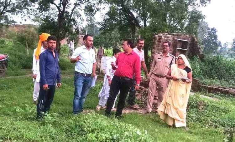 न्याय लगातार : मृत पति के भाइयों ने हड़प ली थी महिला के हिस्से की जमीन, विधवा ने लगाई गुहार तो कलेक्टर ने पलभर में दिलवा दी 20 लाख रुपए की जमीन