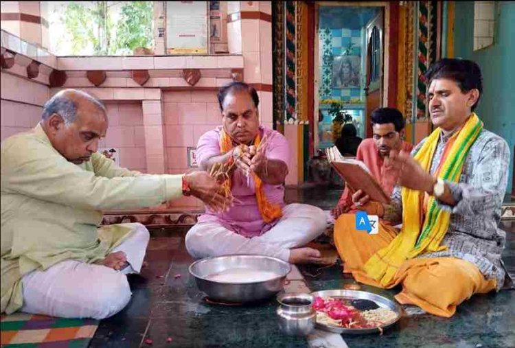ऐसी निःस्वार्थ सेवा को साधुवाद : काकानी सोशल वेलफेयर फाउंडेशन ने लावारिस दिवंगतों की आत्मा की शांति के लिए किया तर्पण