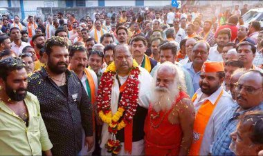 भाजपा प्रत्याशी चेतन्य काश्यप का जनसंपर्क में हुआ ऐतिहासिक स्वागत, वार्ड क्रमांक 22 एवं 23 में मतदाताओं ने बरसाया प्रेम और स्नेह