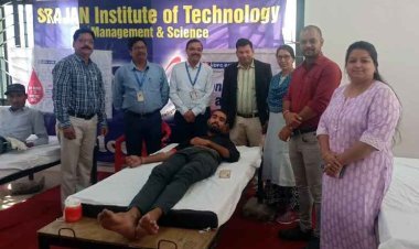 सृजन कॉलेज में लगा रक्तदान शिविर, विद्यार्थियों ने शिक्षकों ने रक्त देकर दिया ‘रक्तदान-महादान’ का संदेश