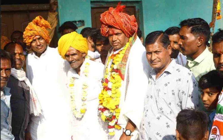 रतलाम ग्रामीण में भाजपा को झटका : नामली क्षेत्र के 50 से अधिक कार्यकर्ताओं ने भाजपा छोड़ कांग्रेस का हाथ थामा, कांग्रेस प्रत्याशी डिंडोर को जिताने का लिया संकल्प