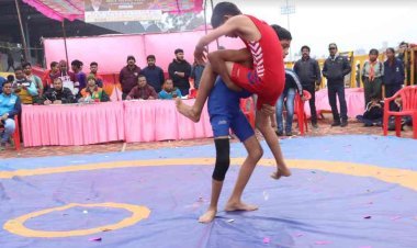 खेल चेतना मेले में कुश्ती में नन्हे पहलवानों ने लगाए बडे़ दांव, देखने वाले रह गए दंग, पुरस्कार पाकर खिले खिलाड़ियों के चेहरे