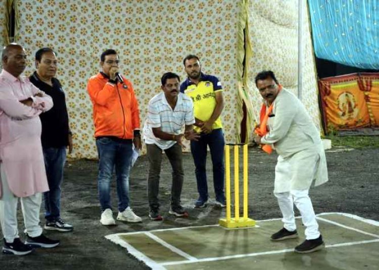 श्री झूलेलाल प्रीमियर लीग 2024 क्रिकेट प्रतियोगिता सुपर 8 शुरू, विजेता टीम और खिलाड़ियों को मिलेंगे हजारों रुपए के पुरस्कार