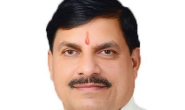 मुख्यमंत्री डॉ. यादव 17 को आएंगे रतलाम, भीड़ जुटाने के लिए पंचायत सचिवों मिला टारगेट, मध्यान भोजन बनाने वालों पर भोजन के पैकेट बनाने का दबाव