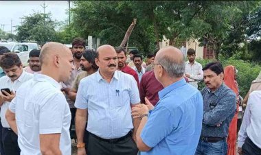 रोड सेफ्टी मीटिंग : RTO को बिना परमिट दौड़ रहीं बसों के विरुद्ध कार्रवाई के निर्देश, सेंट जोसफ कॉन्वेंट स्कूल को जारी होगा नोटिस, गर्ल्स कॉलेज के पीछे से हटेगा अतिक्रमण