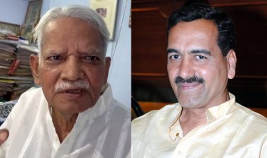 साहित्यकार अज़हर हाशमी अस्वस्थ थे, हमारी प्रार्थनाओं से पूरी तरह स्वस्थ होकर रचनाधर्मिता का परचम लिए गा रहें हैं, मुस्कुरा रहें हैं, आप भी सुनिए उनकी यह रचना...