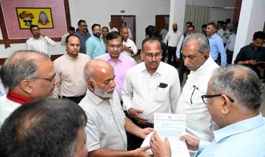 थैलेसीमिया से पीड़ित बच्चों रेलवे भी जारी करे यूनिक कार्ड ताकि दिव्यांग की श्रेणी का लाभ मिल सके, पश्चिम रेलवे के महाप्रबंधक को सौंपा पत्र