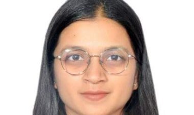 उपलब्धि : विक्रम विश्वविद्यालय की BBA की प्रावीण्य सूची घोषित, श्री योगीन्द्र सागर कॉलेज की BBA की छात्रा महक को मिला स्वर्ण पदक