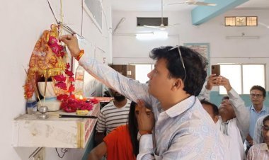 रतलाम प्रेस क्लब संस्था भवन और संस्था के लिए संघर्ष करने वाले पत्रकारों को ‘नींव का पत्थर’ सम्मान से नवाज़ेगा, सदस्यों के प्रतिभावान बच्चे भी होंगे सम्मानित