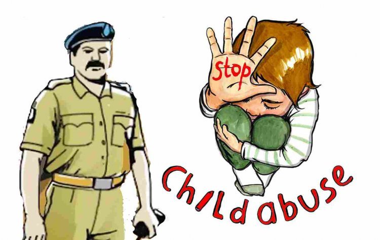खाकी पर ये कैसा दाग ? बालक का यौन शोषण करने वाली महिला पर पुलिस हुई मेहरबान, बालक के विरुद्ध दर्ज किया रेप का केस ! पीड़ित की मां के आवेदन पर किशोर न्याय बोर्ड ने पुलिस और अभियोजन से मांगा जवाब