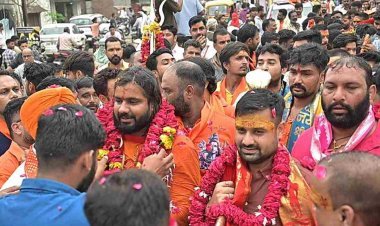 आस्था का सैलाब ! माही जी का जल लेकर उज्जैन के लिए रवाना हुई निष्ठा कांवड़ यात्रा, 21 को महाकालेश्वर को होगा जलाभिषेक