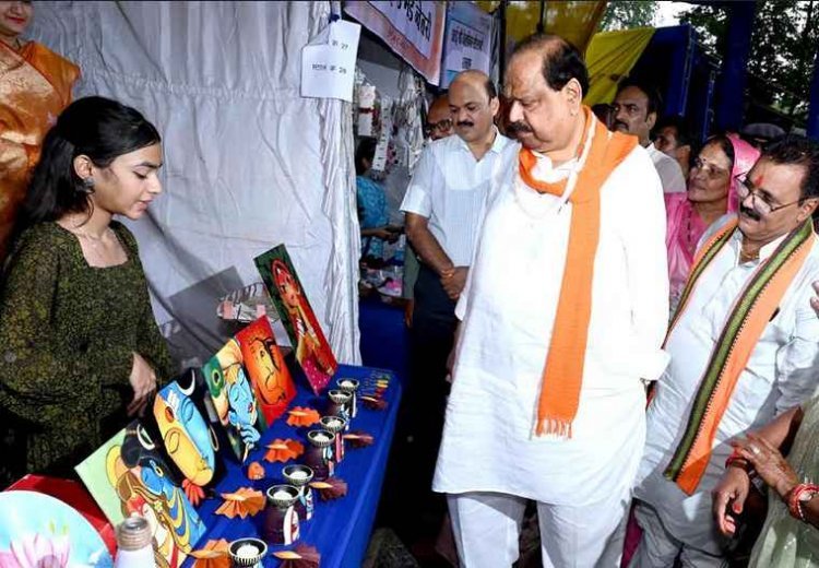शासकीय सेवक और जन सेवक साथ मिलकर जनता की तकलीफें दूर करें- कैबिनेट मंत्री चेतन्य काश्यप