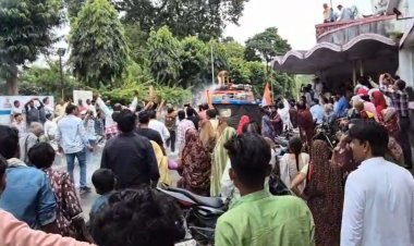 रतलाम में नगर निगम के खिलाफ कांग्रेस का प्रदर्शन, चैनल गेट पर ताला जड़ा, पुतला फूंका