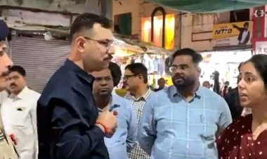 दीपावली से पहले सड़क पर उतरे कलेक्टर-एसपी ! यातायात व्यवस्था जांचने पैदल नाप डाला पूरा बाजार
