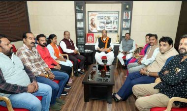 निर्वाचक नामावली गहन पुनरीक्षण अभियान को लेकर कैबिनेट मंत्री चेतन्य काश्यप ने ली मंडलों की बैठक