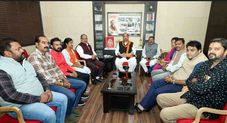 निर्वाचक नामावली गहन पुनरीक्षण अभियान को लेकर कैबिनेट मंत्री चेतन्य काश्यप ने ली मंडलों की बैठक