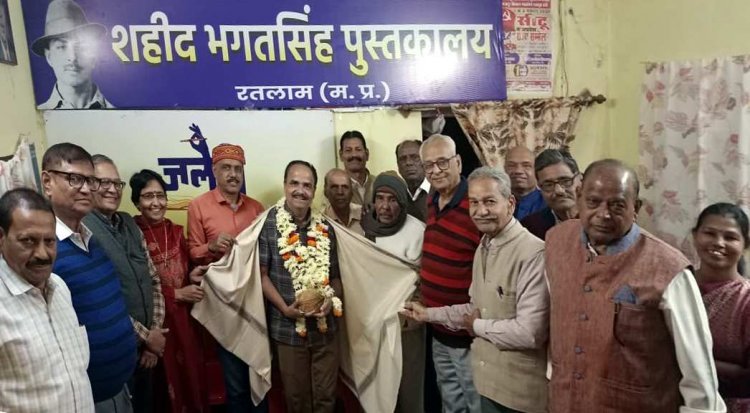 सांदीपनी (सीएम राइज) विद्यालय के उप प्राचार्य गजेंद्र सिंह राठौर का जनवादी लेखक संघ ने किया अभिनंदन