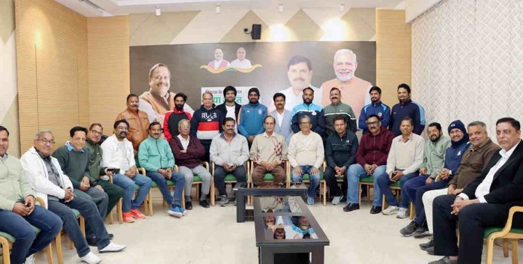 खेल चेतना मेले के लिए अब तक 98 स्कूलों ने की सहभागिता, आयोजन समिति और संयोजकों ने की तैयारियों की समीक्षा