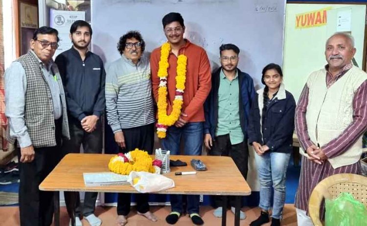 अद्वितीय मिशन ! युवाम से प्रशिक्षित एक‌ लाख युवाओं का चयन सफलता नहीं, सफलता तो हजारों युवाओं का मिशन से जुड़ना है -पारस सकलेचा