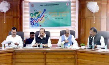 सभी विधानसभा क्षेत्रों में एक-एक औद्योगिक क्षेत्र विकसित कर स्थानीय परंपरागत उद्यमों को बढ़ावा दिया जाएगा- मंत्री काश्यप