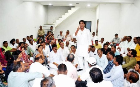 बैठक में संकल्प ! कांग्रेस 6 अप्रैल को करेगी प्रदर्शन, टैक्स बढ़ाने और जनविरोधी प्रस्तावों का होगा विरोध