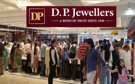 खरीदी शगुन वाली ! अक्षय तृतीया पर डी.पी. ज्वेलर्स में उमड़ी भीड़, ग्राहकों ने खरीदी से किया समृद्धि का स्वागत