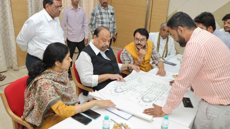 नए स्वरूप में विकसित होंगे कालिका माता मंदिर लोक और विरुपाक्ष महादेव मंदिर, कैबिनेट मंत्री चेतन्य काश्यप ने ली बैठक, दिए निर्देश