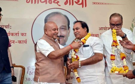 गोविंद गाधा ! RDA उपाध्यक्ष गोविंद काकानी का गोविंद मालू स्मृति में हुआ सम्मान, विस अध्यक्ष नरेंद्र तोमर बोले- व्यक्तित्व और कृतित्व से बनता है अच्छा कार्यकर्ता